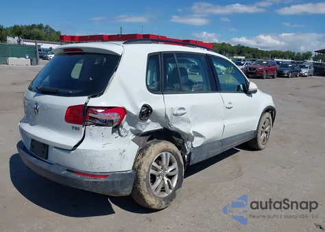 2016 Volkswagen Tiguan S из США, поврежденный, VIN WVGAV7AX7GW511380